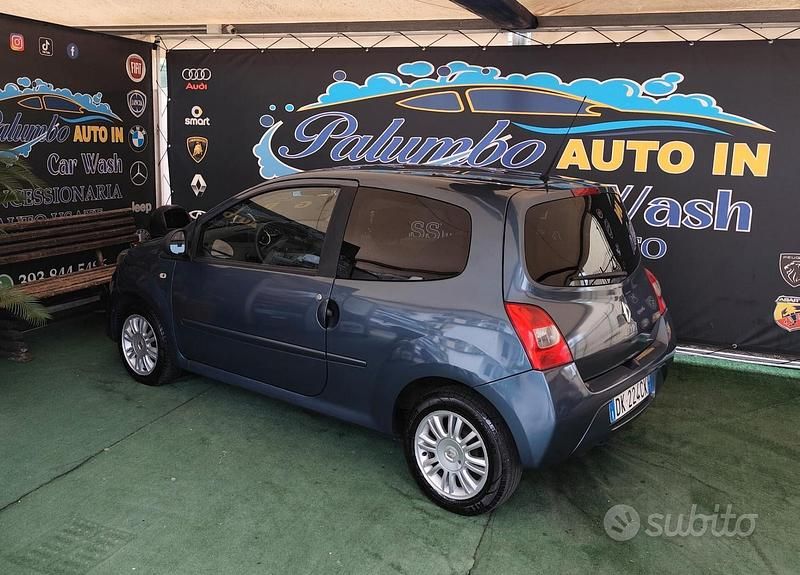 Usata Renault Twingo Dynamique 58 CV (42 kW) 2007 Blu Utilitaria