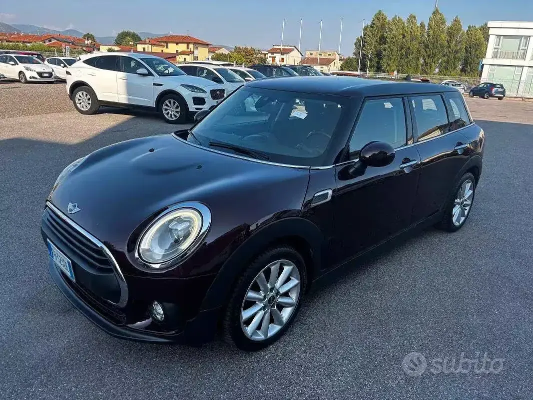 Usata Mini Clubman 116 CV (85 kW) 2017 Rosso Station wagon