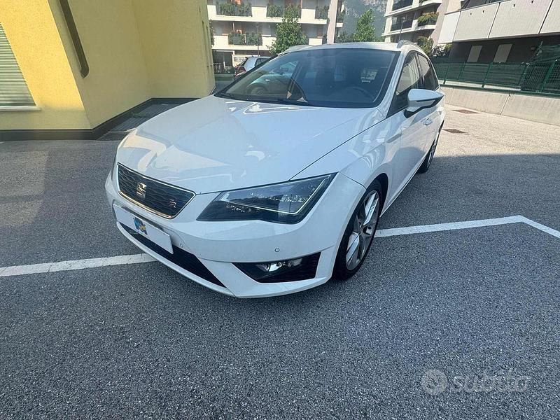 Usata Seat Leon ST Business 150 CV (110 kW) 2017 Bianco Station wagon