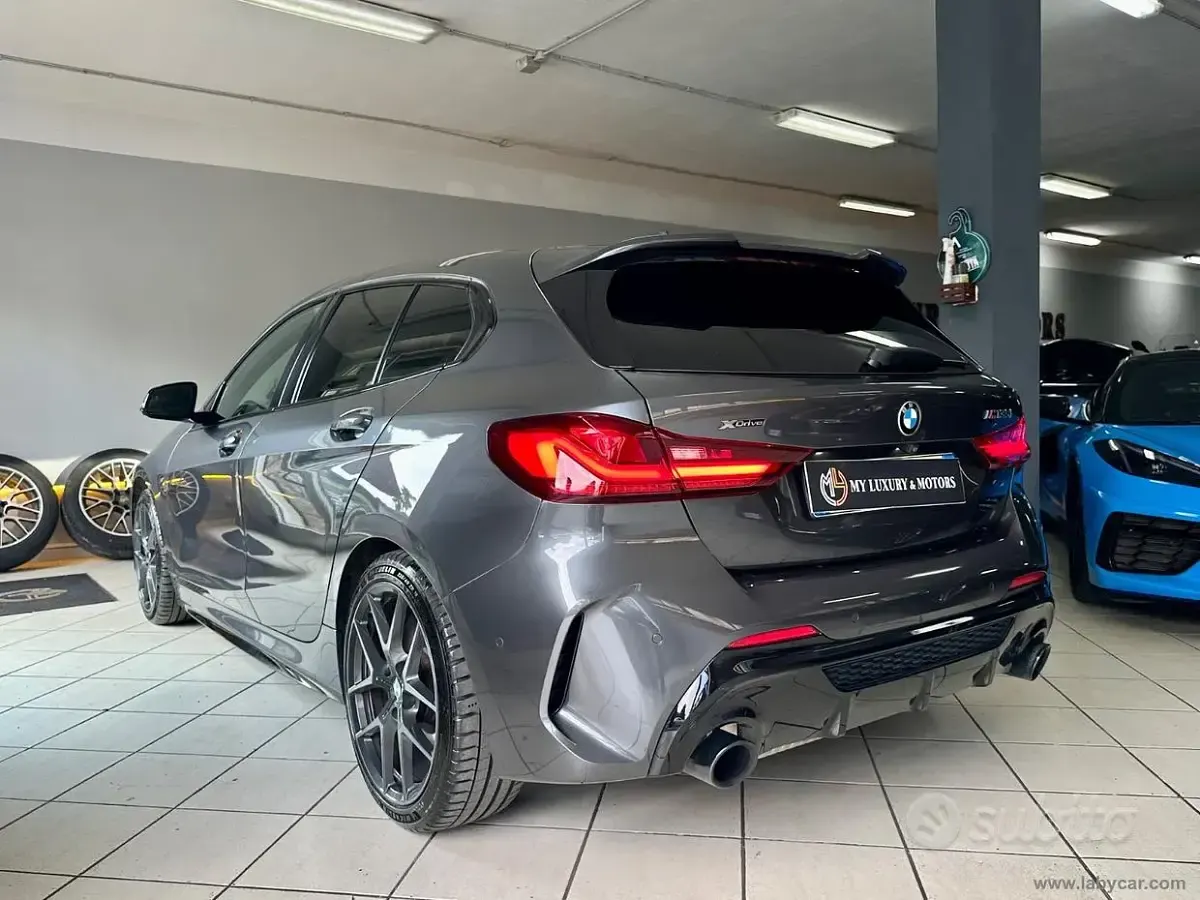 Usata BMW M135 Luxury Line 306 CV (225 kW) 2019 Grigio Utilitaria