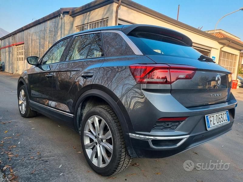 Usata VW T-Roc Advance 116 CV (85 kW) 2019 Grigio SUV