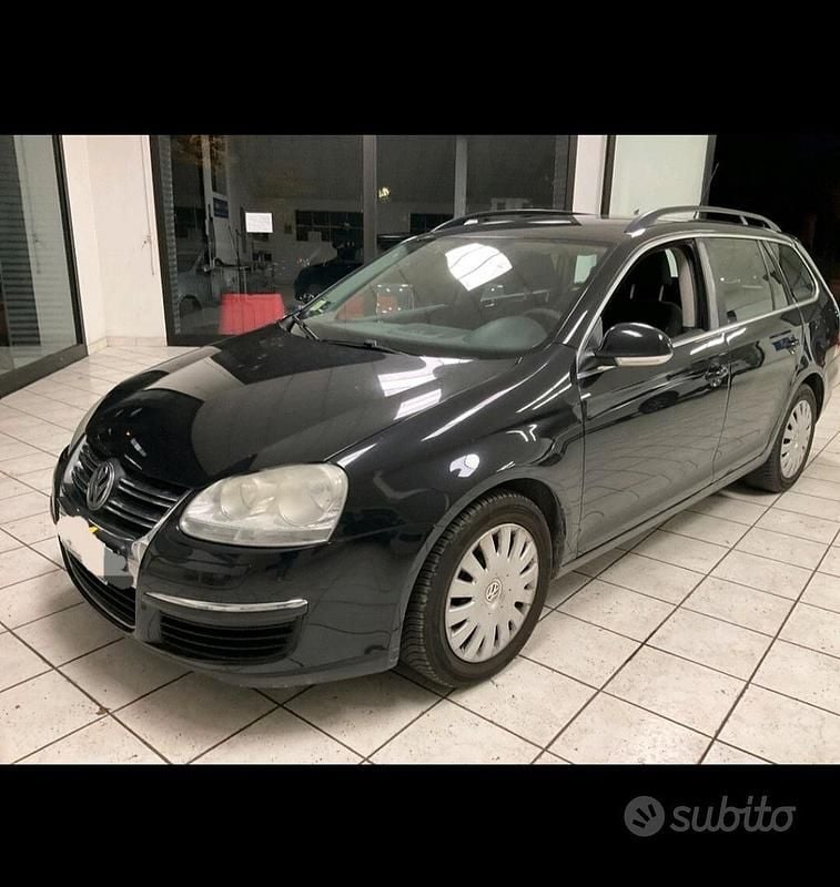 Nero Usata 2008 VW Golf V Sportline Station wagon | 3800 € (Buon prezzo) - Immagine 1/4
