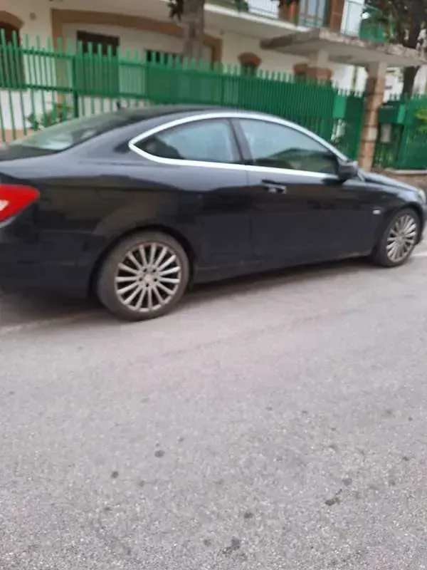 Gebraucht Mercedes C220 Executive 170 PS (125 kW) 2011 Coupé