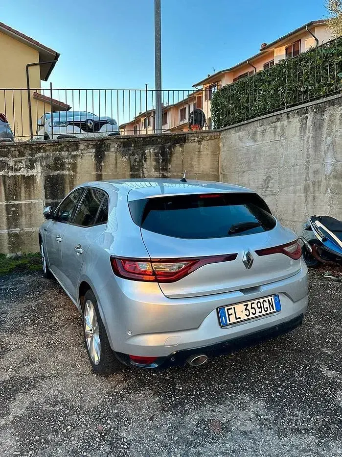 Usata Renault Mégane IV Intens 110 CV (80 kW) 2017 Grigio Berlina