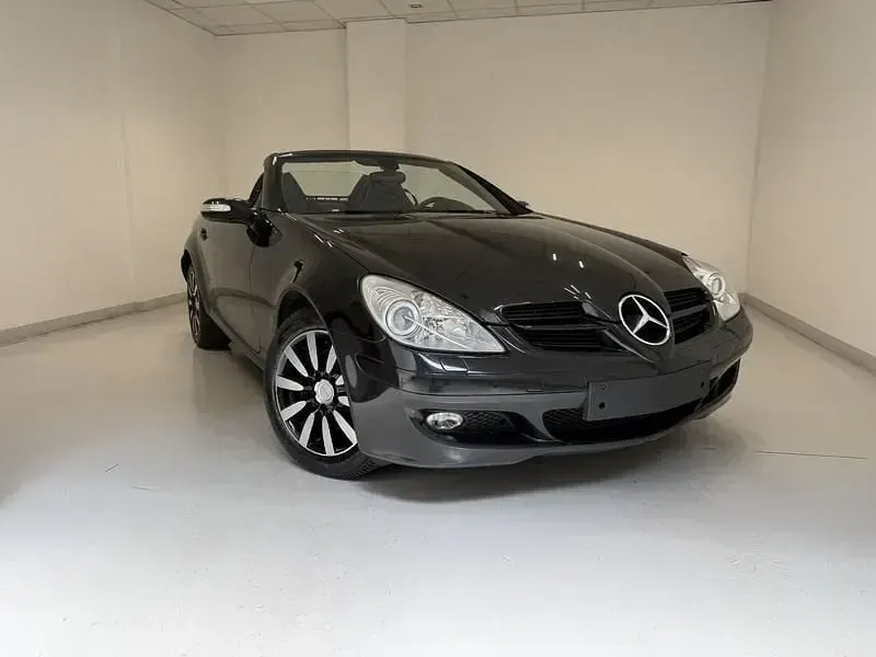 Usata Mercedes SLK280 231 CV (169 kW) 2005 Nero Cabrio
