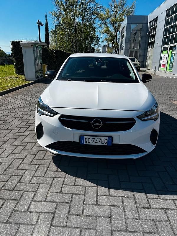 Usata Opel Corsa Elegance 75 CV (55 kW) 2021 Bianco Utilitaria