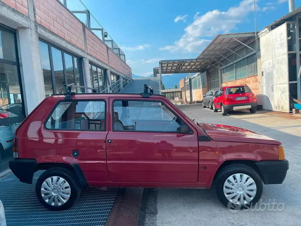 Usata Fiat Panda Young 39 CV (28 kW) 2000 Rosso Berlina