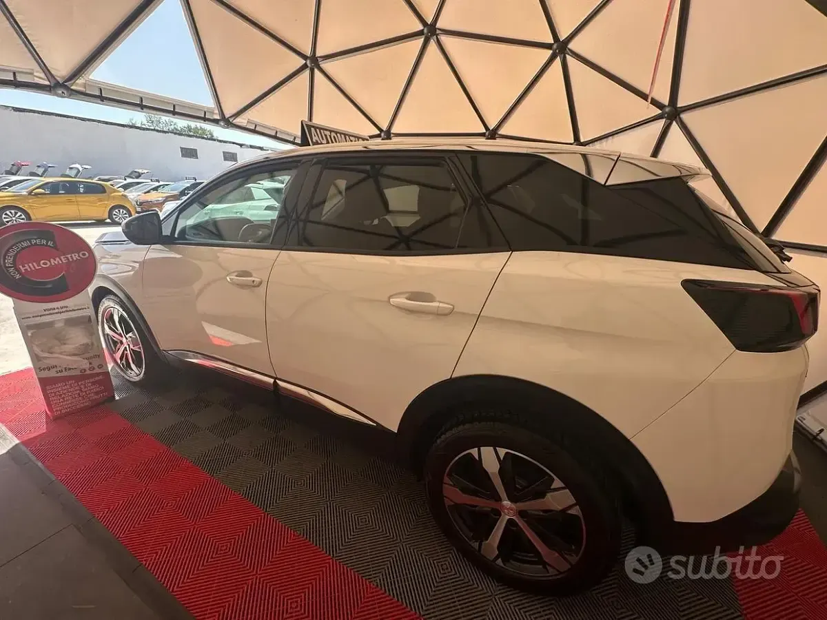 Usata Peugeot 3008 Allure 131 CV (96 kW) 2018 Bianco SUV