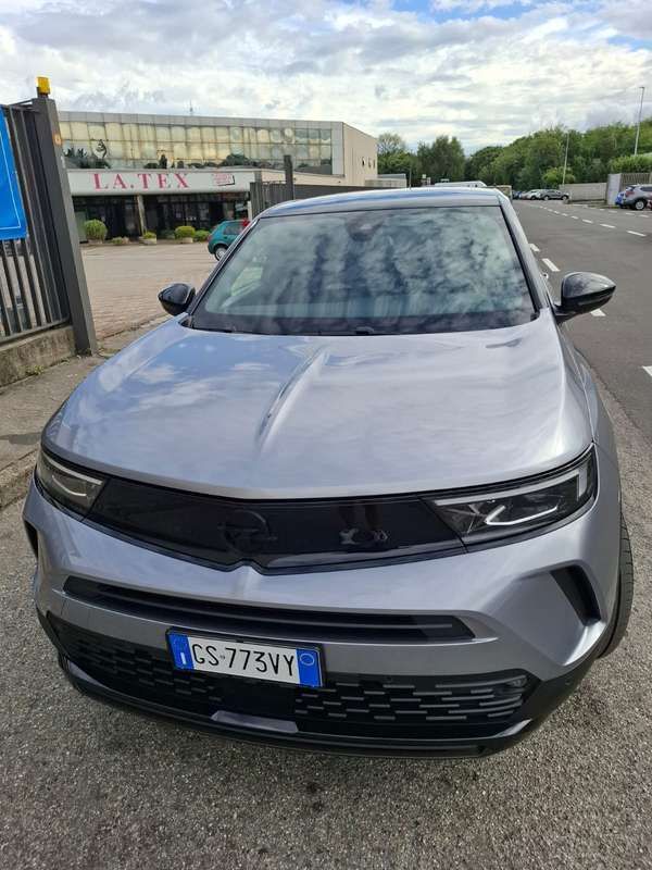 Usata 2024 Opel Mokka GS Line SUV | 17.800 € (Buon prezzo) - Immagine 1/4