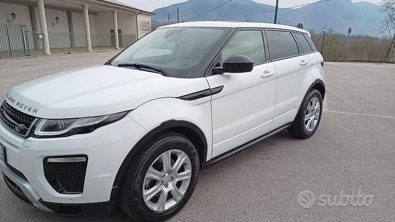 Usata Land Rover Range Rover evoque 150 CV (110 kW) 2015 Bianco SUV