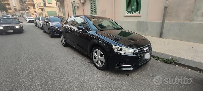 Usata Audi A3 Attraction 110 CV (80 kW) 2014 Nero Berlina