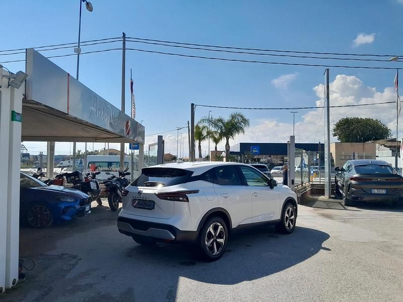 Usata Nissan Qashqai N-Connecta 140 CV (102 kW) 2022 Bianco SUV