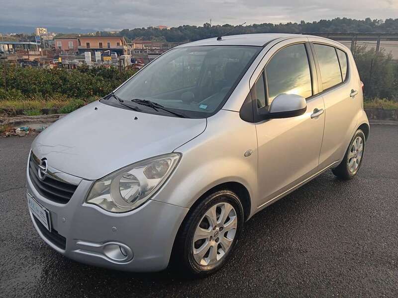 Usata Opel Agila Enjoy 75 CV (55 kW) 2008 Argento Utilitaria