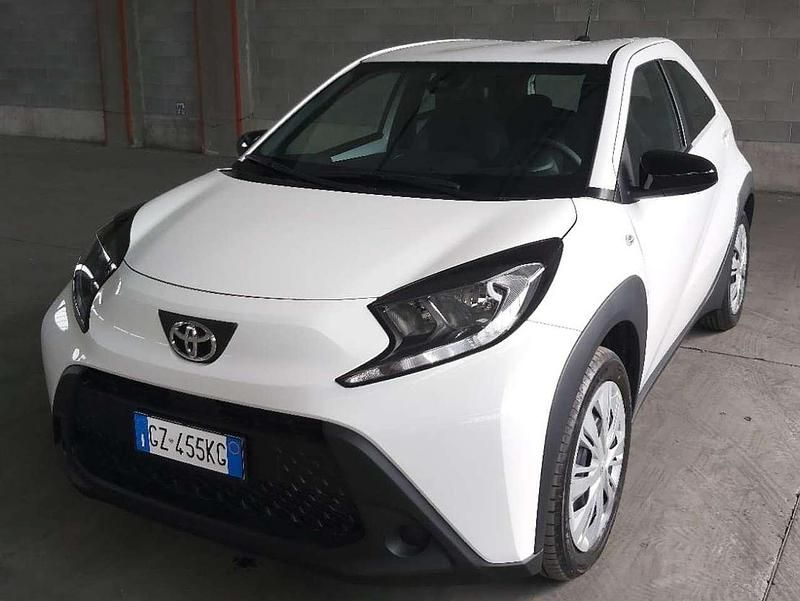 Nuova Toyota Aygo X Active 72 CV (52 kW) 2025 Bianco SUV