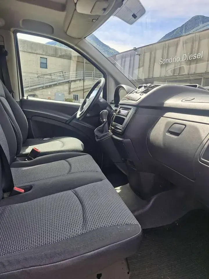 Usata Mercedes Vito 136 CV (100 kW) 2013 Argento Furgone
