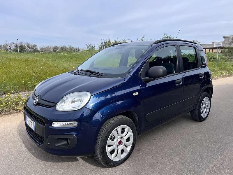 Begagnad Fiat Panda Lounge 80 HK (58 kW) 2017 Halvkombi