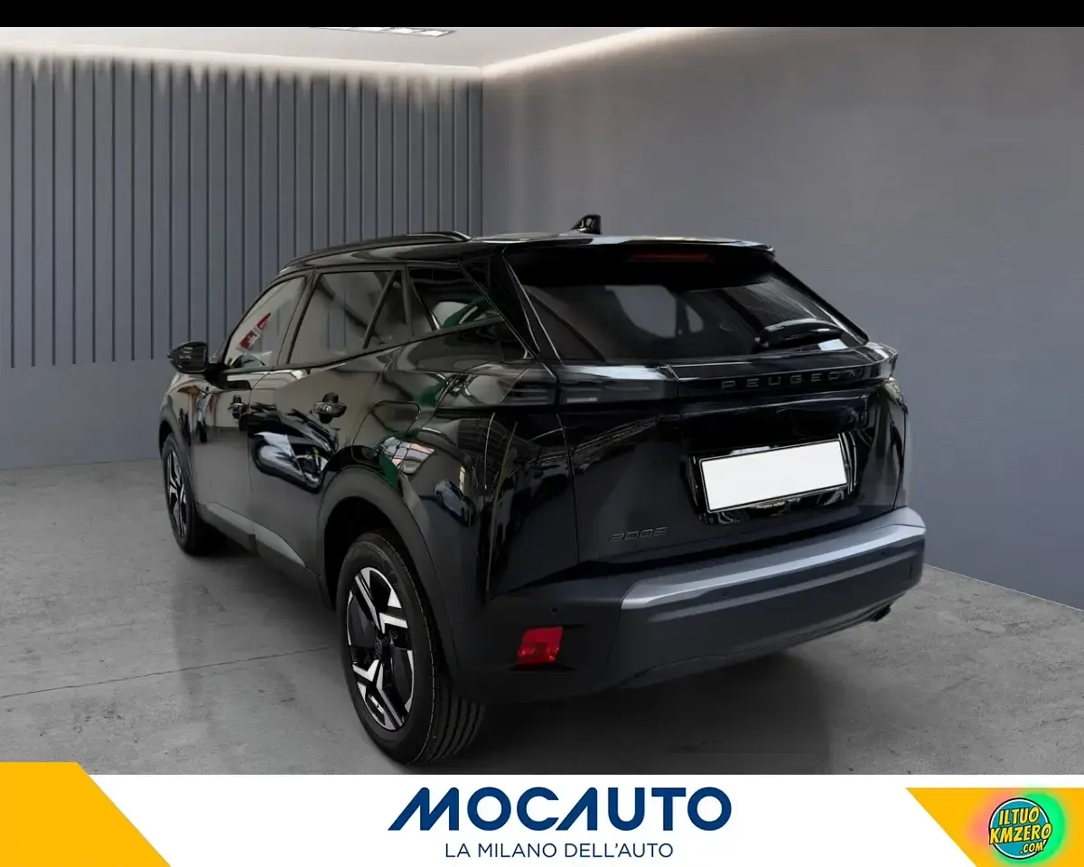 Usata Peugeot 2008 Allure 135 CV (99 kW) 2017 Nero SUV