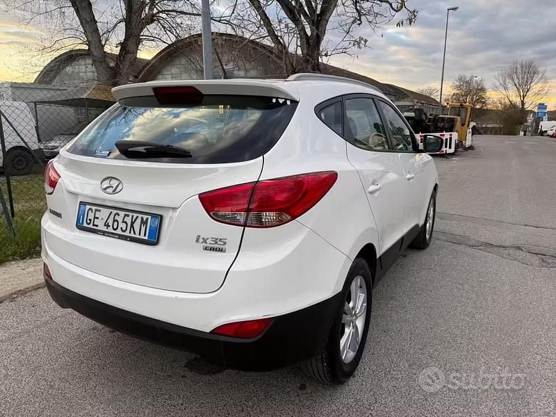 Usata Hyundai ix35 Comfort 135 CV (99 kW) 2013 Bianco SUV