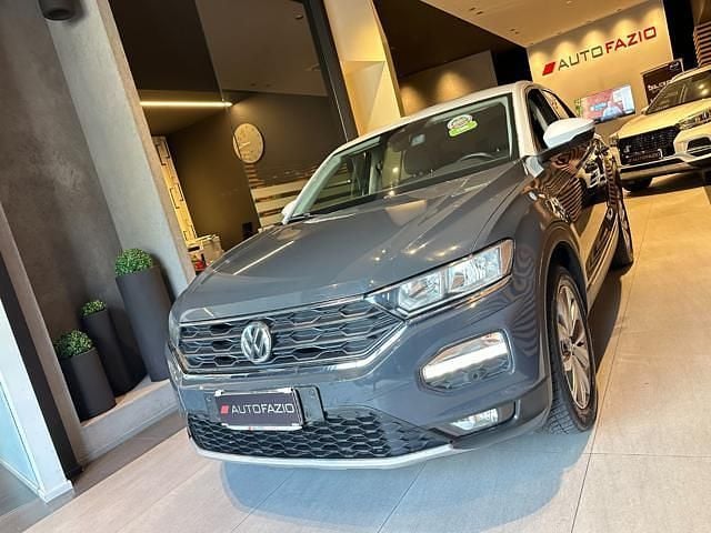 Usata VW T-Roc Style 115 CV (84 kW) 2019 Grigio scuro SUV