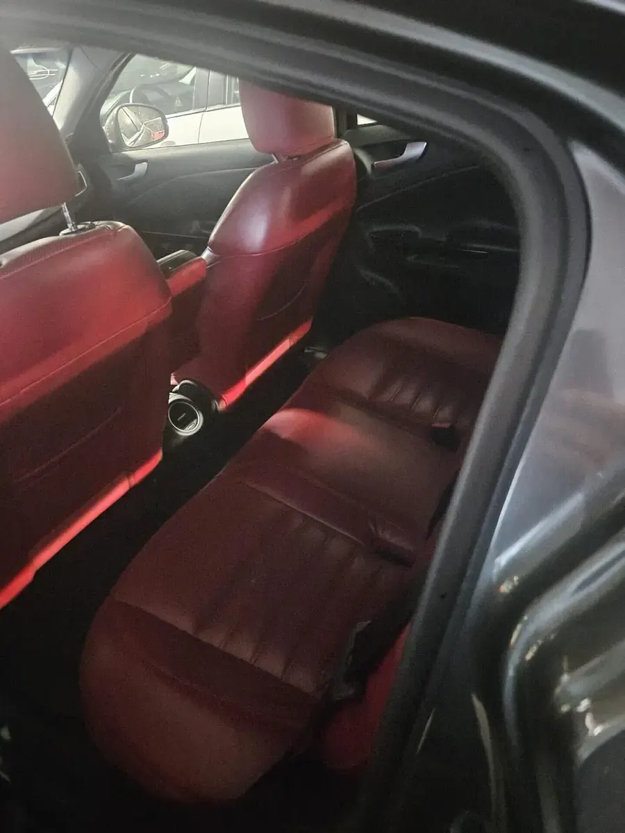 Usata Alfa Romeo Giulietta 105 CV (77 kW) 2012 Grigio Utilitaria