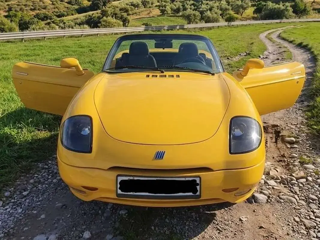 Usata Fiat Barchetta 131 CV (96 kW) 1998 Giallo Cabrio