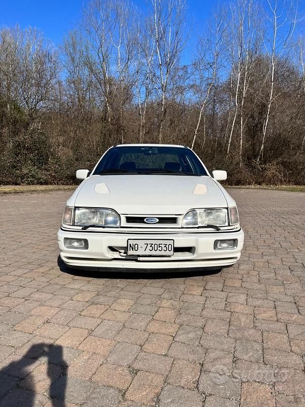 Usata Ford Sierra 215 CV (158 kW) 1991 Bianco Berlina