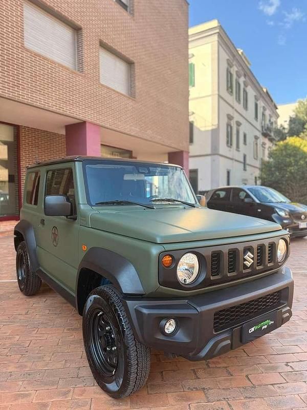 Verde Usata 2023 Suzuki Jimny SUV | 27.990 € (Super prezzo) - Immagine 1/4