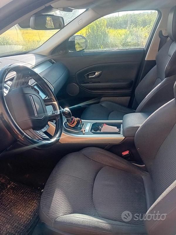 Usata Land Rover Range Rover evoque 150 CV (110 kW) 2017 Bianco Station wagon