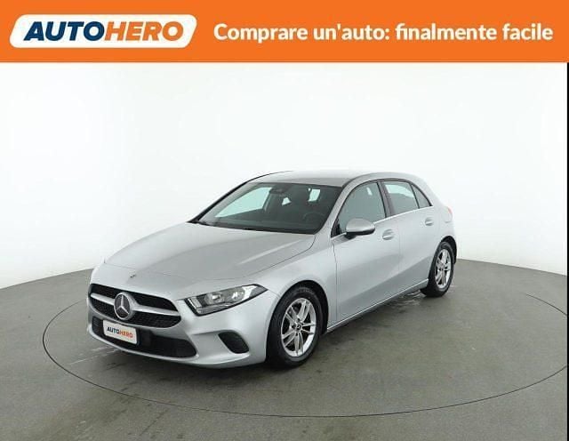 Argento Usata 2019 Mercedes A180 Business Berlina | 22.399 € (Buon prezzo) - Immagine 1/4