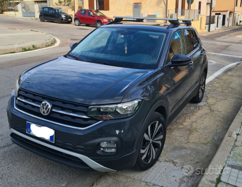 Grigio Usata 2019 VW T-Cross Style SUV | 15.900 € (Cara) - Immagine 1/4