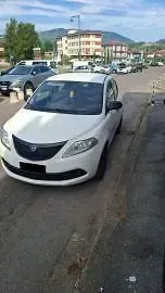 Usata Lancia Ypsilon 69 CV (50 kW) 2018 Bianco Utilitaria