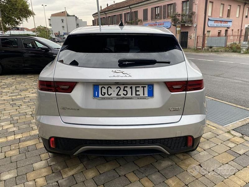 Usado Jaguar E-Pace S 150 CV (110 kW) 2020 Gris SUV