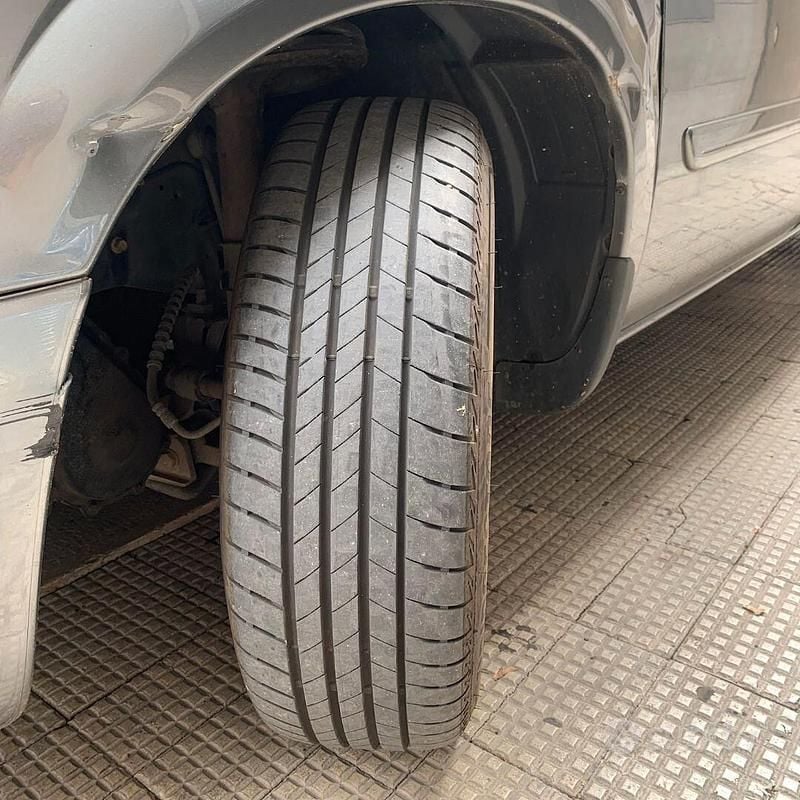 Usata Chrysler Voyager 150 CV (110 kW) 2007 Grigio Monovolume