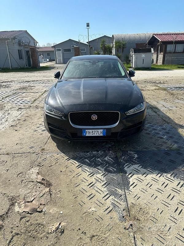 Usata Jaguar XE 180 CV (132 kW) 2016 Berlina
