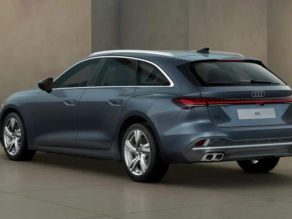 Nuova Audi A5 Advanced Plus 204 CV (150 kW) 2026 Blu orizzonte metallizzato Station wagon
