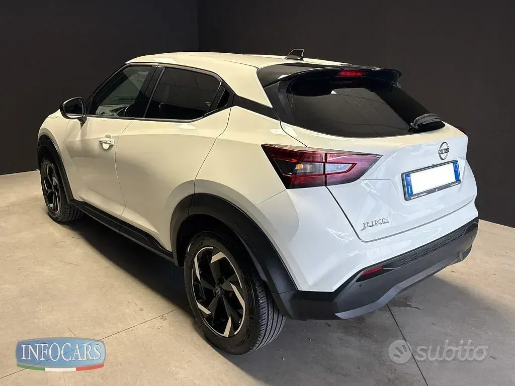 Usata Nissan Juke N-Connecta 114 CV (83 kW) 2023 Bianco pastello SUV