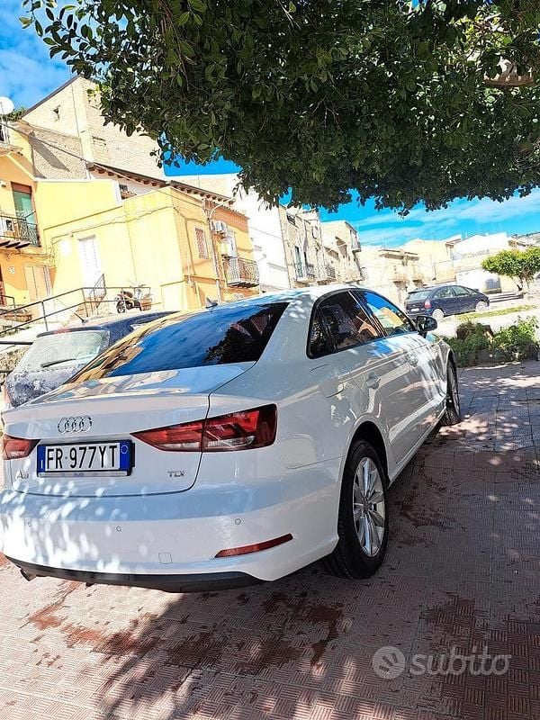 Begagnad Audi A3 102 HK (75 kW) 2015 Vit Sedan