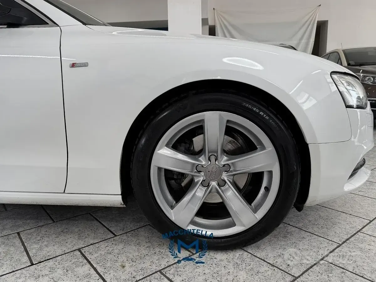 Usata Audi A5 Advanced 177 CV (130 kW) 2012 Bianco Coupé