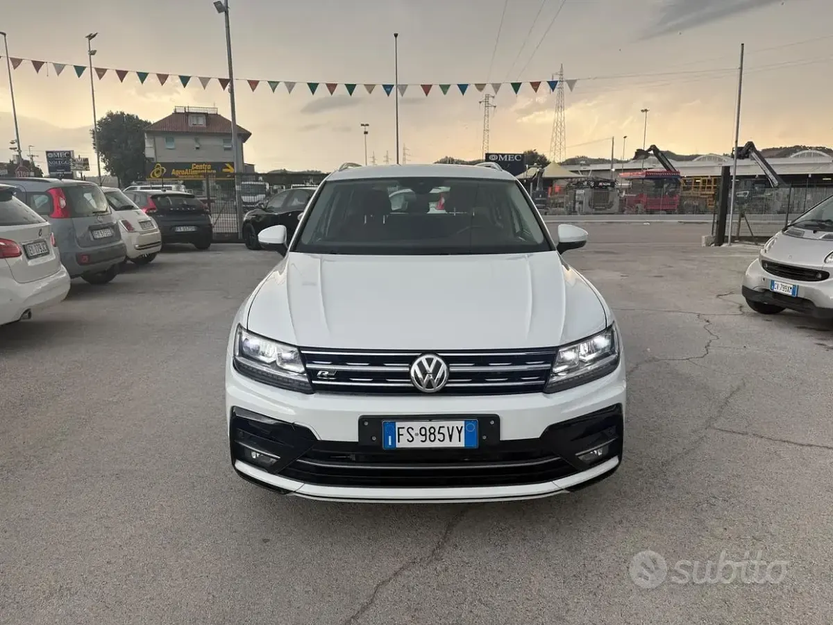 Usata VW Tiguan Sport 116 CV (85 kW) 2018 Bianco SUV