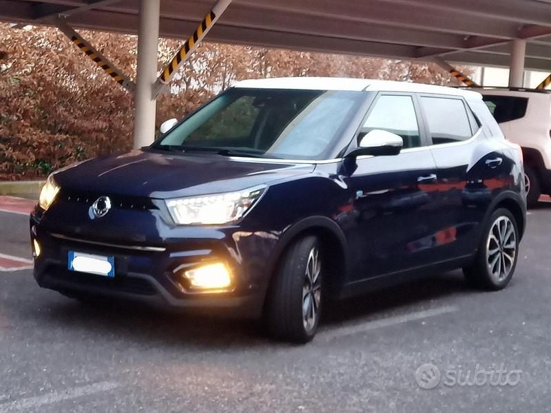 Blu Usata 2018 Ssangyong (KGM) Tivoli SUV | 7000 € (Buon prezzo) - Immagine 1/4