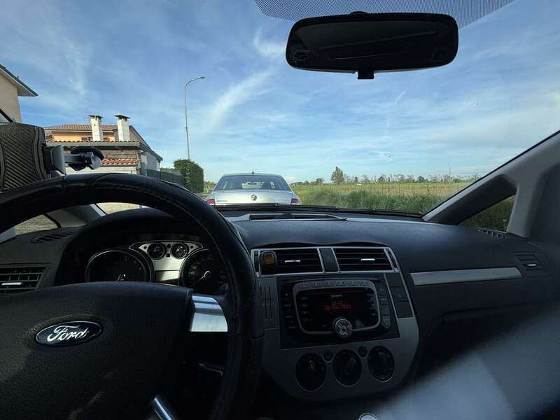 Usata 2009 Ford C-MAX Monovolume | 6000 € - Immagine 1/4