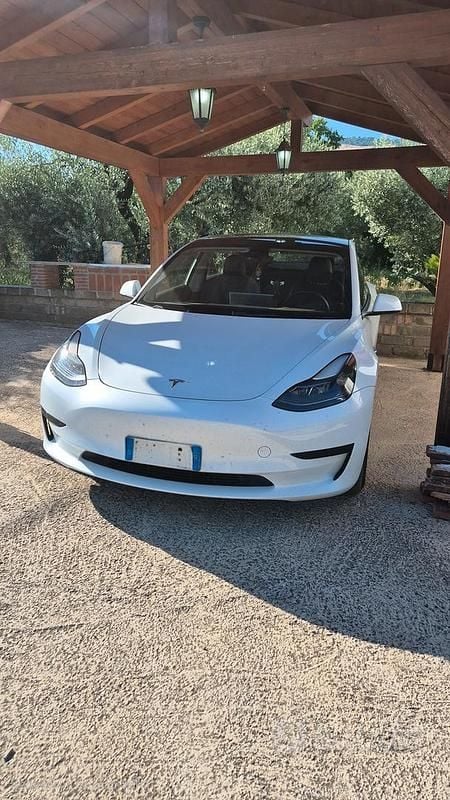 Usata Tesla Model 3 208 kW (283 CV) 2023 Bianco Berlina