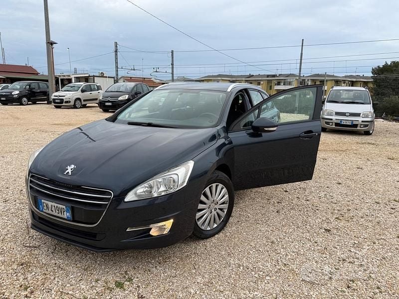 Usata Peugeot 508 140 CV (102 kW) 2013 Blu Berlina