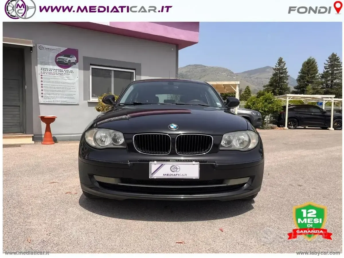 Usata BMW 120 177 CV (130 kW) 2010 Nero Utilitaria