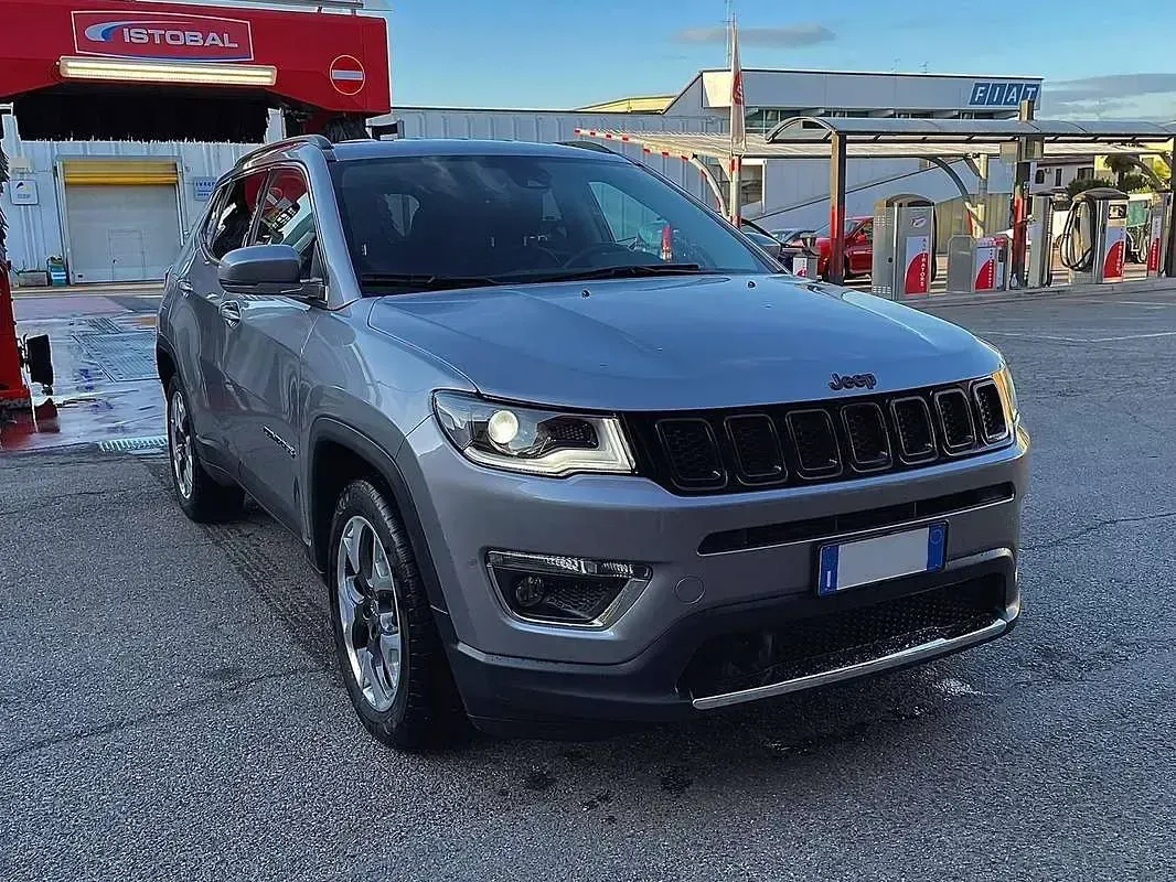 Usata Jeep Compass Limited 120 CV (88 kW) 2017 Grigio SUV