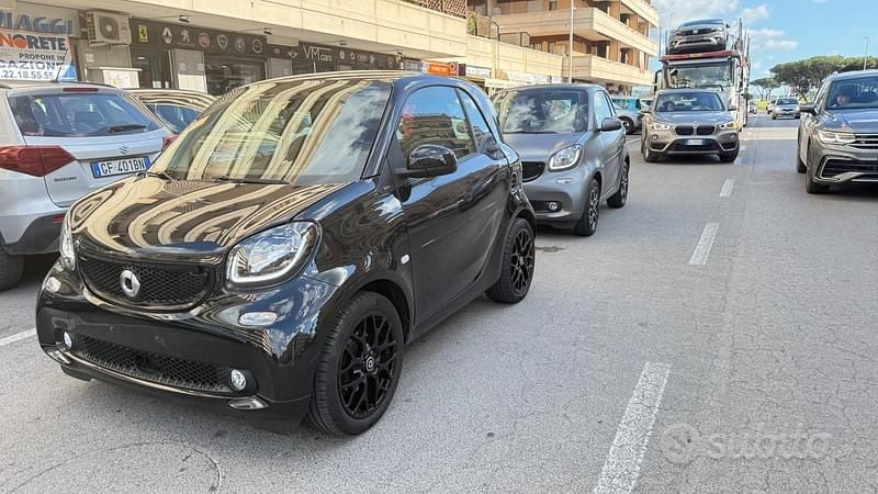 Usata Smart ForTwo Coupé Prime 90 CV (66 kW) 2019 Nero Coupé