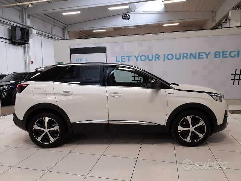 Usata Peugeot 3008 GT-line 131 CV (96 kW) 2020 Bianco SUV
