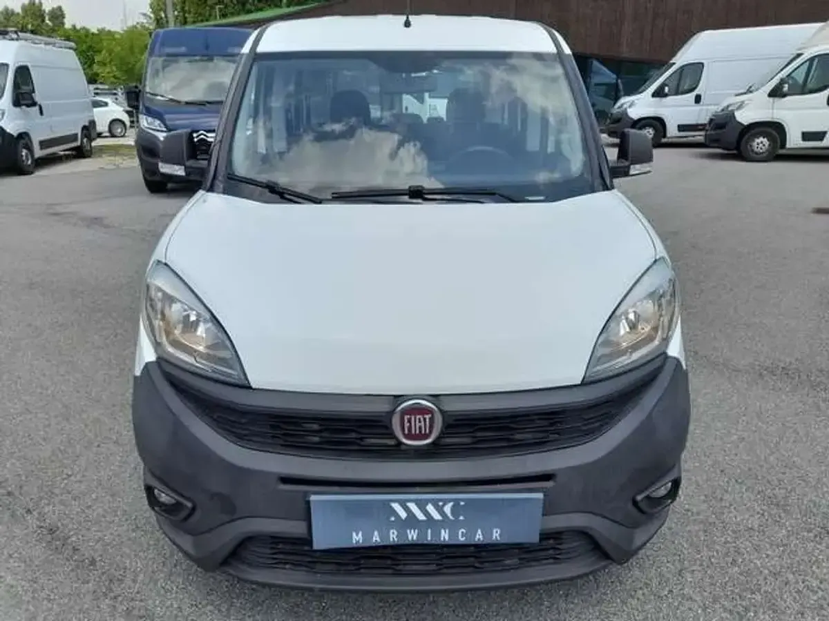 Usata Fiat Doblò 95 CV (69 kW) 2017 Bianco Monovolume