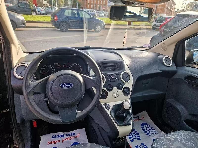 Usata Ford Ka 69 CV (50 kW) 2012 Nero Utilitaria