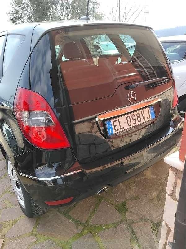 Usata Mercedes A160 Style 82 CV (60 kW) 2010 Nero Monovolume
